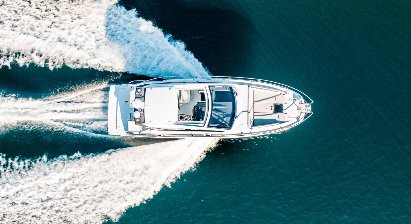 Gran_Turismo_36_Exterior_04